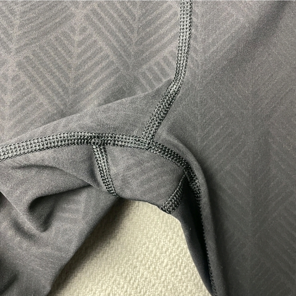 Lululemon Inspire Crop Black 6 Leggings Pattern Yoga Athleisure - Picture 4 of 10